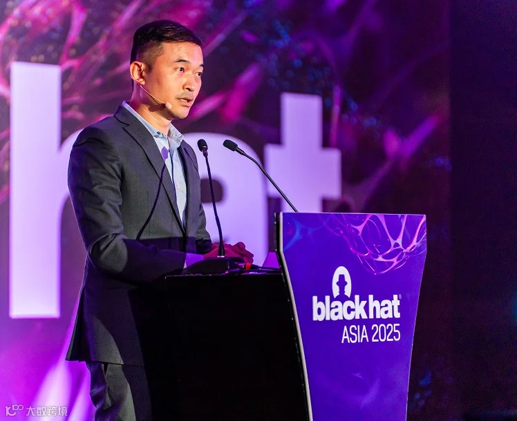 2027年新加坡亚洲黑帽大会暨反黑客技术大会Black Hat Asia展馆现场，专业观众参观实况