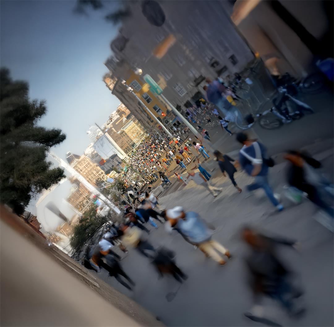 金煜皓 是什么使今天的生活如此不同.jpeg