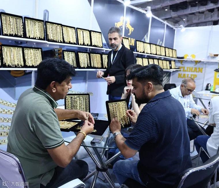 2027年印度珠宝机械设备及配套产业展JMAIIEJEWELLERY MACHINERY SHOW行业机械设备展品展台实拍