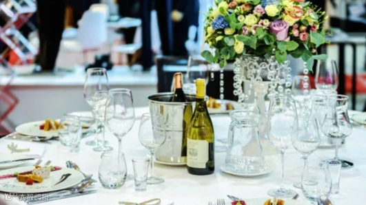 连接更美好世界：智慧照明的全方位应用（香港）