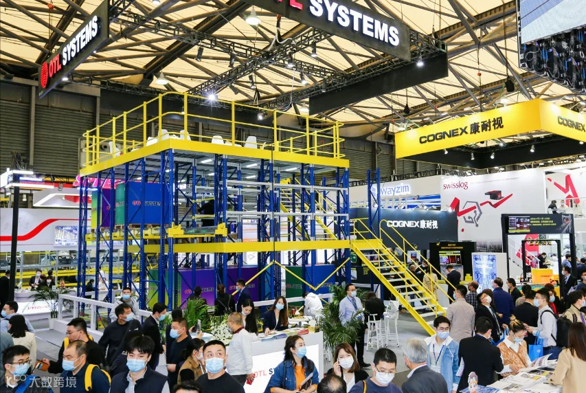 2026年上海国际重型机械装备展览会HEAVY MACHINERY ASIA参展商与海外采购商展台洽谈现场