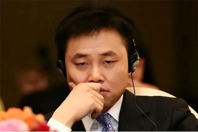 国美垂死挣扎，黄光裕不想认命