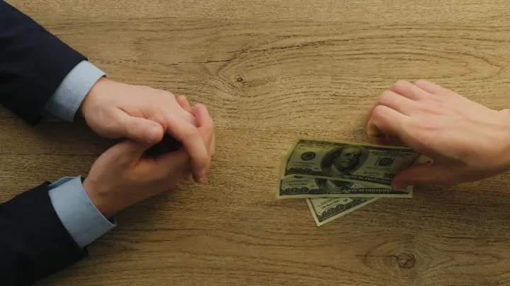 跨境支付常见风险及防范方法