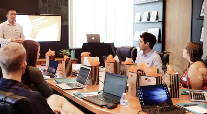 營銷分析：定義、優(yōu)勢分析+職業(yè)指南