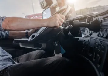 一家货运零件经销商加速电子商务发展