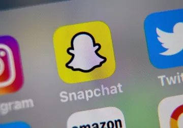 Android 版 Snapchat 的深色模式不再受订阅限制