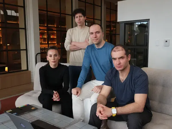 恐惧和紧张导致 Sam Altman 在 OpenAI 被解雇