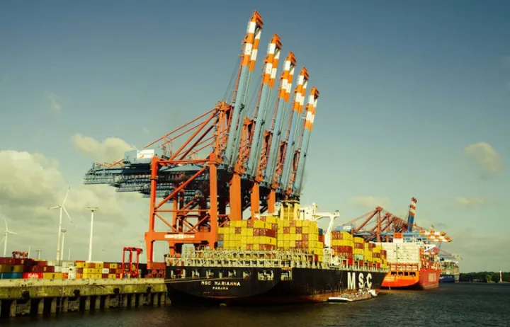 圆通全球航空物流枢纽开工；速卖通全托管海外仓模式上线