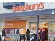 Sainsbury 服装销量下降 8.4%，因为超市“坚定地把食品放在首位”