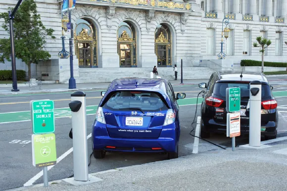 美国电动车补贴未生先死