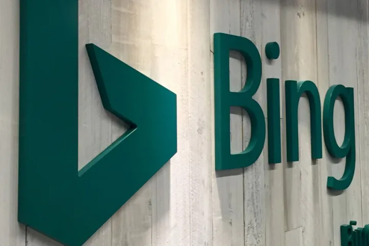 怎么关闭Bing下方的广告？