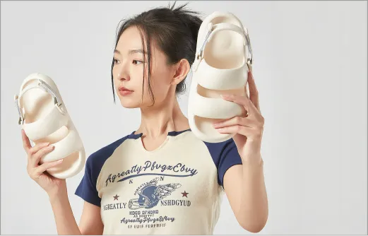 TikTok上5.72亿次观看，热销多国，“踩屎感”拖鞋POSEE“舒适”出圈！