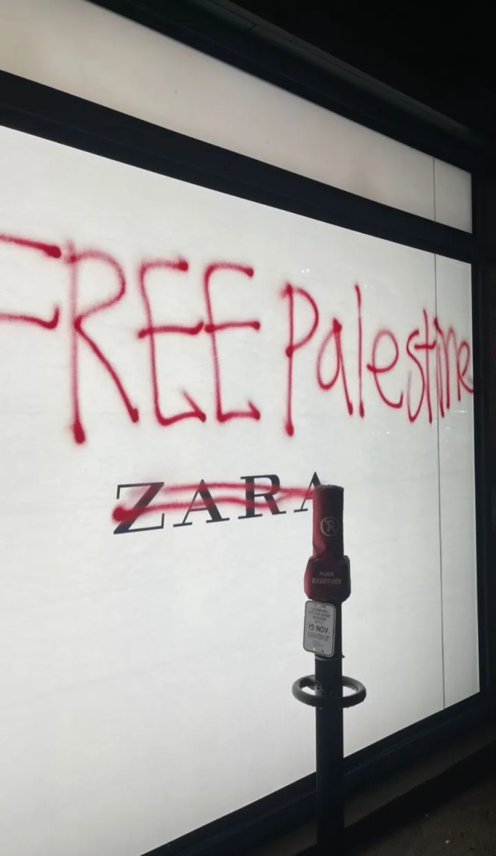 Zara 商店因广告引发巴勒斯坦苦难而遭到抗议