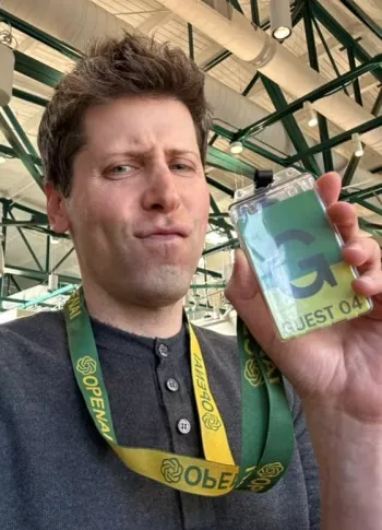 Sam Altman 出现在 OpenAI 办公室，要求他复职的压力越来越大