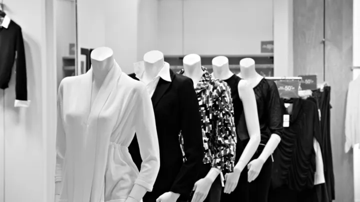 Shein开启新一轮融资，融资20亿美元