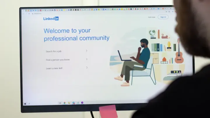 优化 LinkedIn 内容