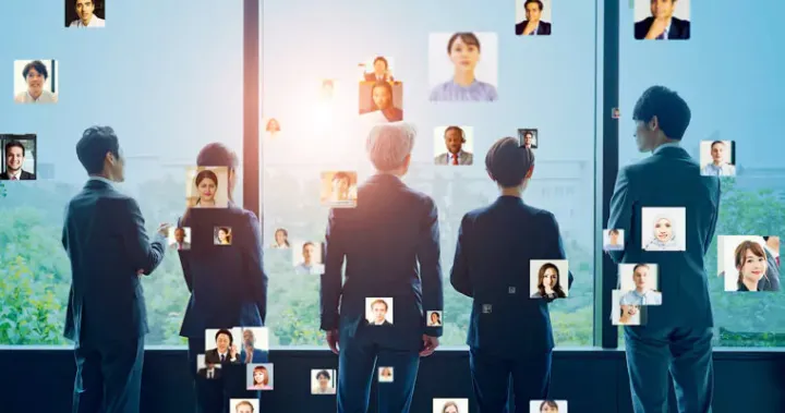 LinkedIn 宣布推出新的人工智能工具来增强招聘和学习