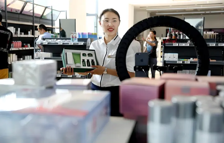 2023年跨境卖家如何借助平台的短视频趋势借力打力！