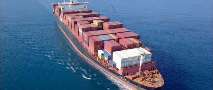 海运市场动态：运价持续上涨，供应链挑战加剧