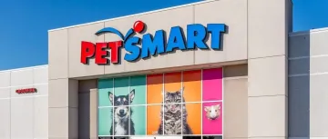 PetSmart—美国最大宠物在线零售商，全年营收达119亿美元，拥有超1650家连锁宠物店