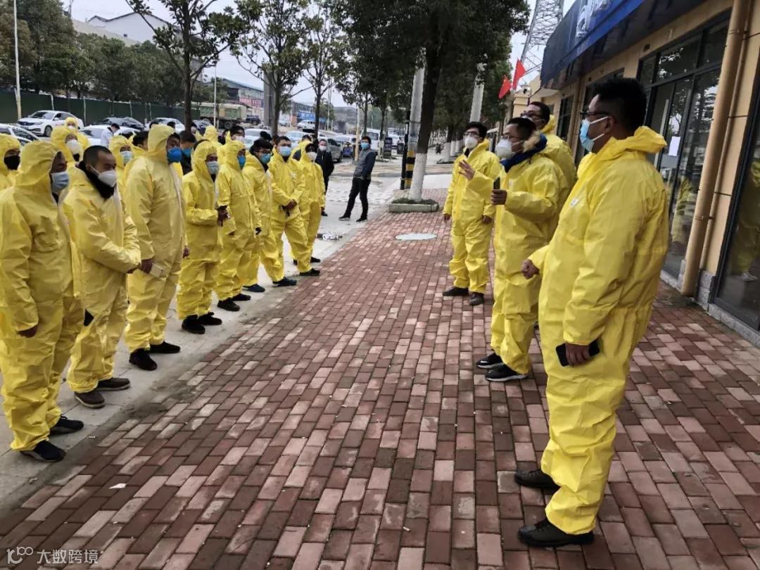 一线 | 那些穿梭在武汉街头的司机