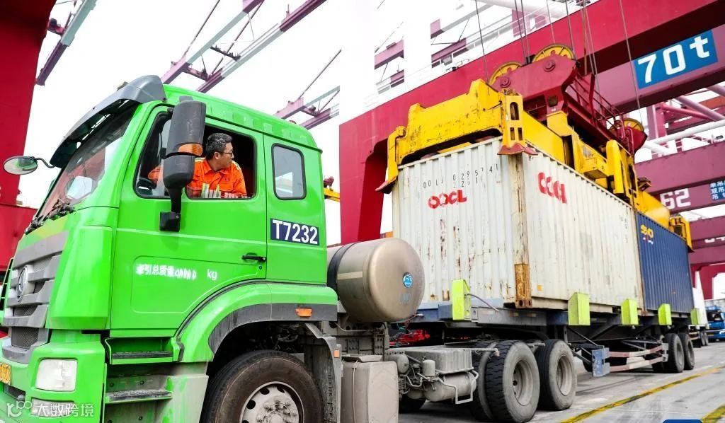 “网约车”模式如何“改造” 港口集装箱运输？