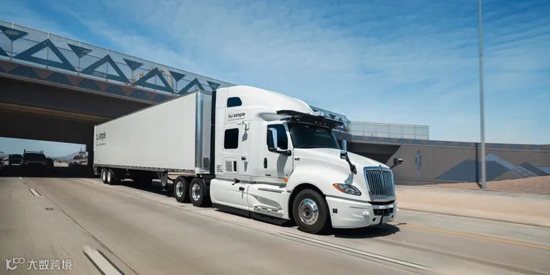 未来10年，菜鸟将成为“综合数智物流集团”；顺丰4月快递营收涨超27%；Flexport宣布进军集卡拖车