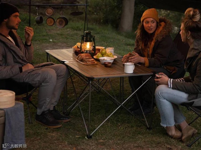 一周要闻 NO.67丨马来西亚表态不会封禁TikTok Shop AI修图EPIK借“年鉴”出圈欧美