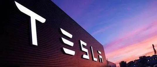 一夜消失1900亿！被中国人捧起来的超级网红，终于被惯坏了？