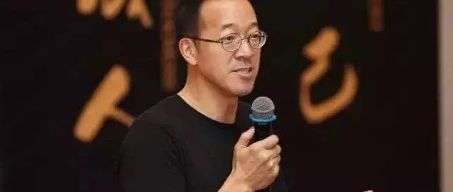 东方甄选退出老本行，15亿出售教育业务