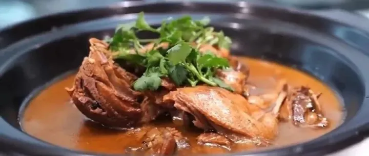速食年夜饭，上桌