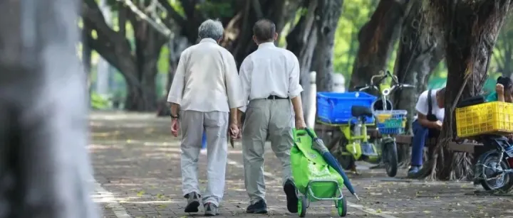 国家发声，“长辈模式”上线！老年人成为了电商的新目标！