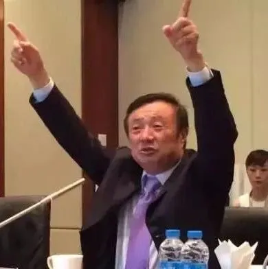 超越苹果，今天，华为正式做到了！