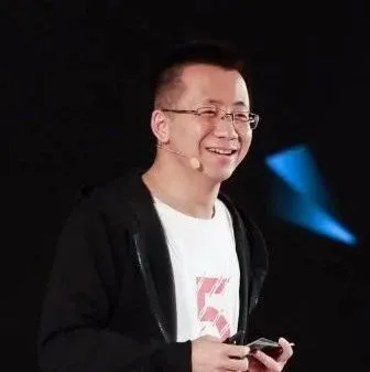 字节跳动十万员工困在数据里