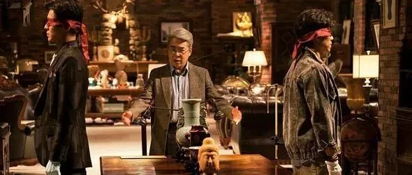 看直播鉴宝也就图一乐，真要买？小心被宰！