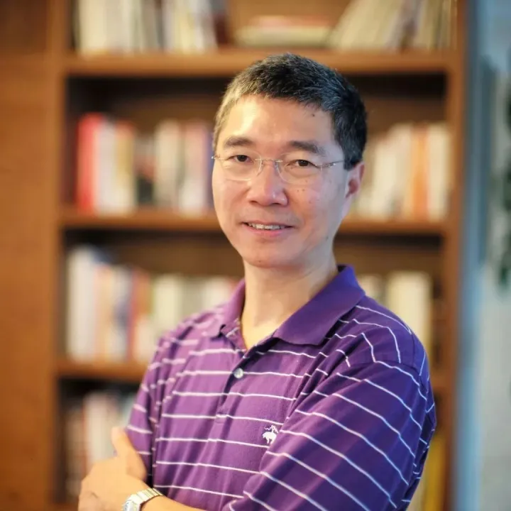 28岁放弃清华副教授，从谷歌工程师到知名投资人：格局越大的人，越追求这件事