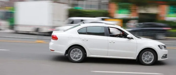 华为，为什么不造车？