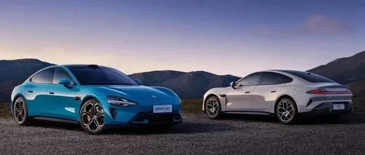 小米汽车成了，小爱同学崩了！