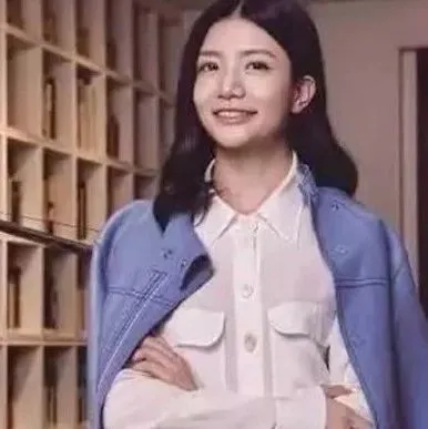 马云背后操盘女神：掌握百亿财富帝国，吃苦耐劳成就“女版巴菲特”