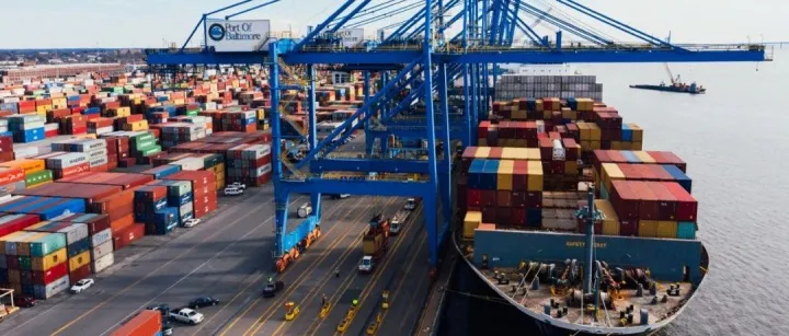 美西港口拥堵缓解，美东货量剧增，未来供应链存在不确定性