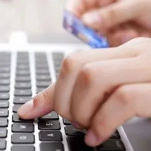 银联首次在境外推出手机POS