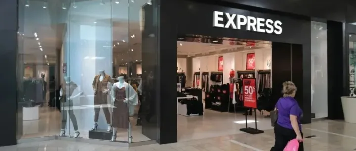 SHEIN凶猛，美国服装巨头被卷破产了