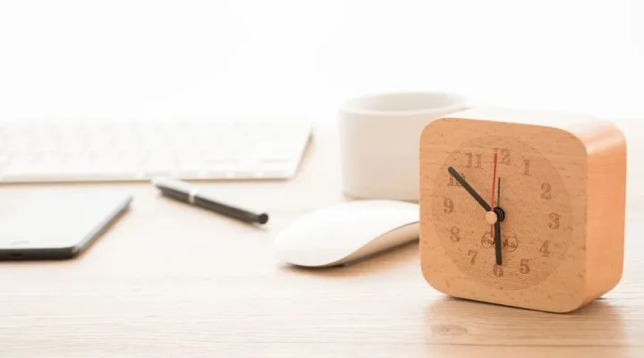 为什么跨境大卖的闹钟，都定在早晨5点57分？