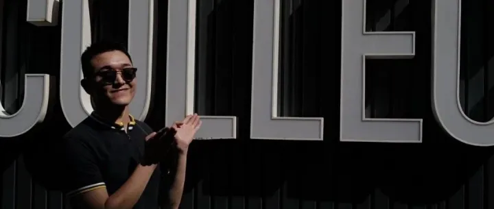 金钱和爱情，当然要选择爱情