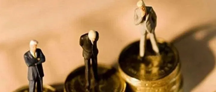 做跨境电商一个月都有多少收入？