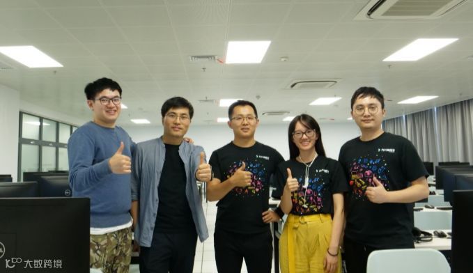 万兴神剪手的校园课堂第一课！