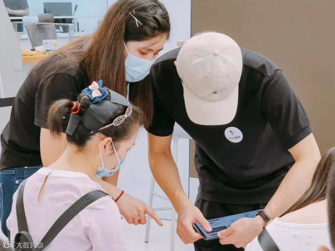 万兴科技牵手华为 | 快闪一夏，杭州收官！