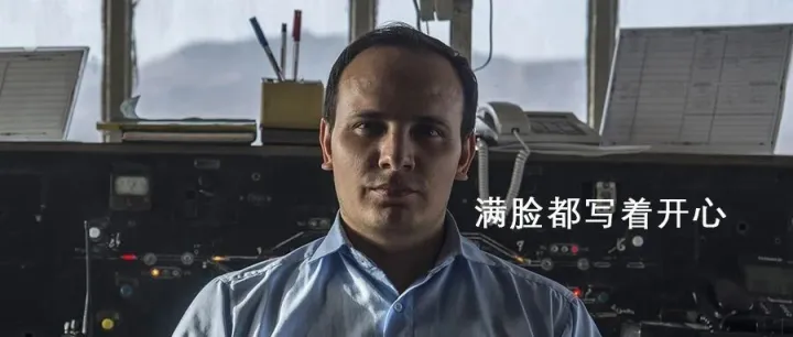 运营能有多苦逼？明明是一个人，却把自己活成了一个企业......