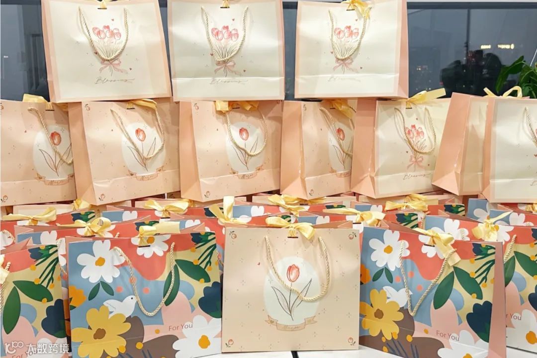 不仅美,还超能!祝Kuaizi的女神们节日快乐