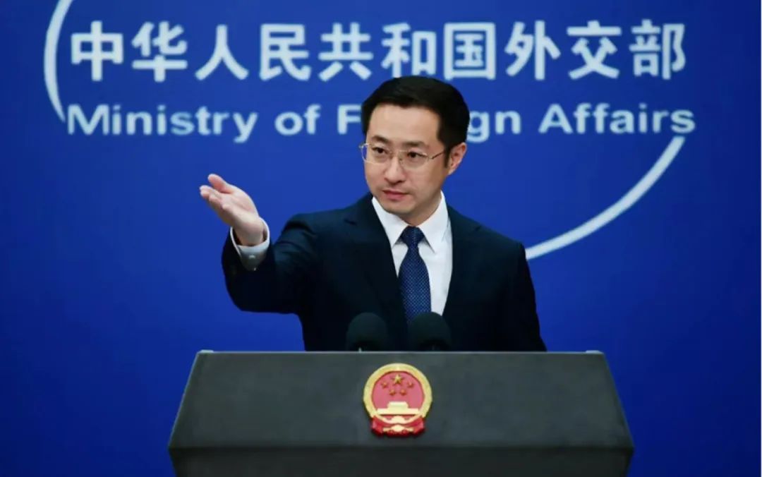 紧急通告！拜登政府计划本周内对中国商品加征100%关税！